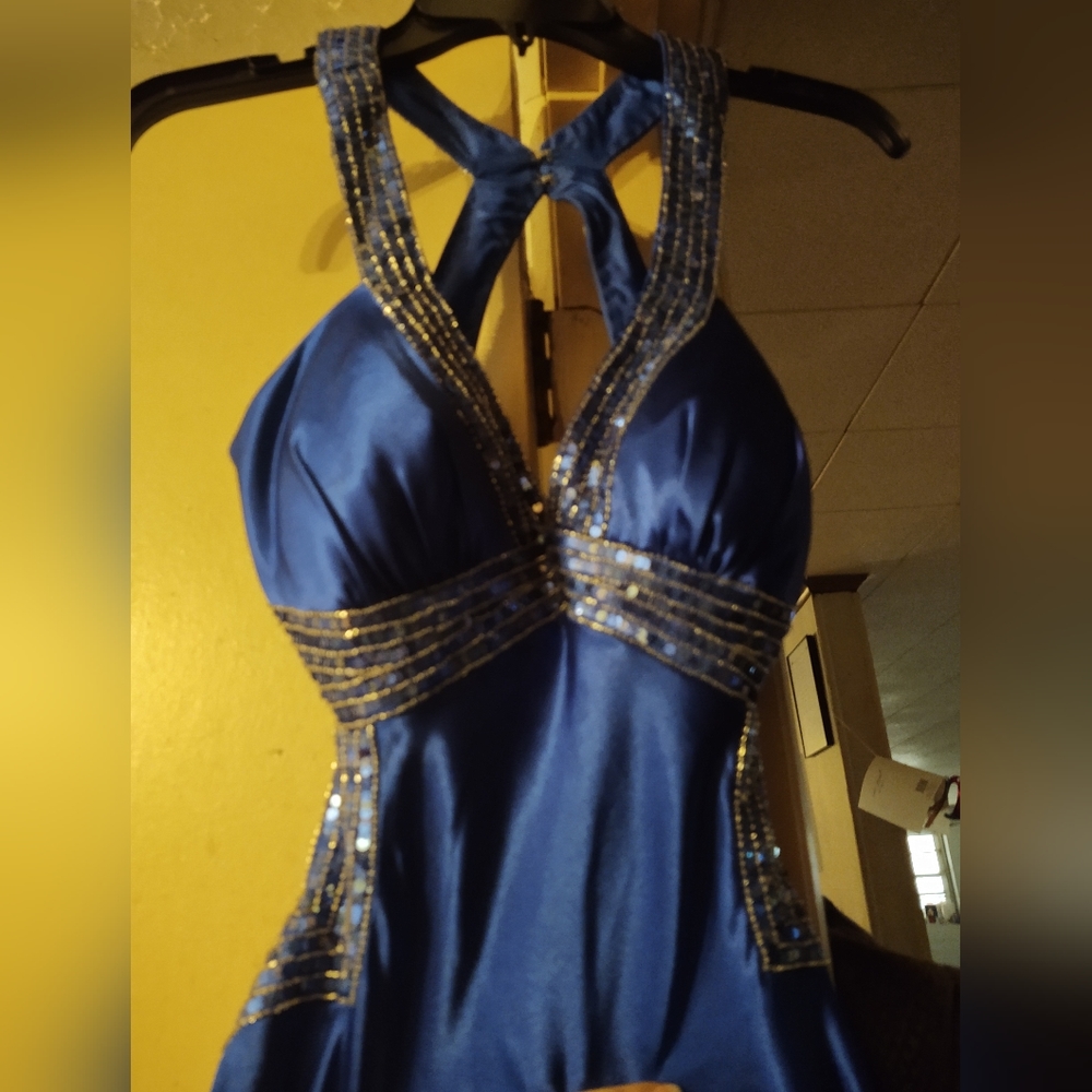 Long blue dress